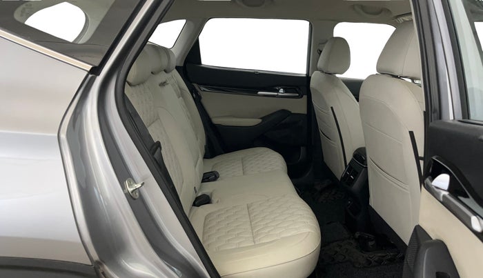 2020 KIA SELTOS HTX IVT 1.5 PETROL, Petrol, Automatic, 35,401 km, Right Side Rear Door Cabin