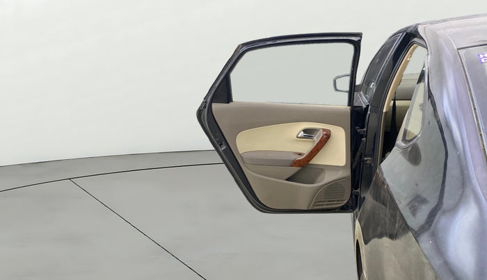 2014 Skoda Rapid ELEGANCE 1.6 MPI MT, Petrol, Manual, 80,416 km, LHS Rear Door