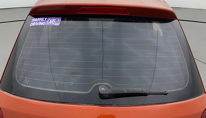 2016 Volkswagen Polo COMFORTLINE 1.2L, Petrol, Manual, 77,095 km, Rear Windshield