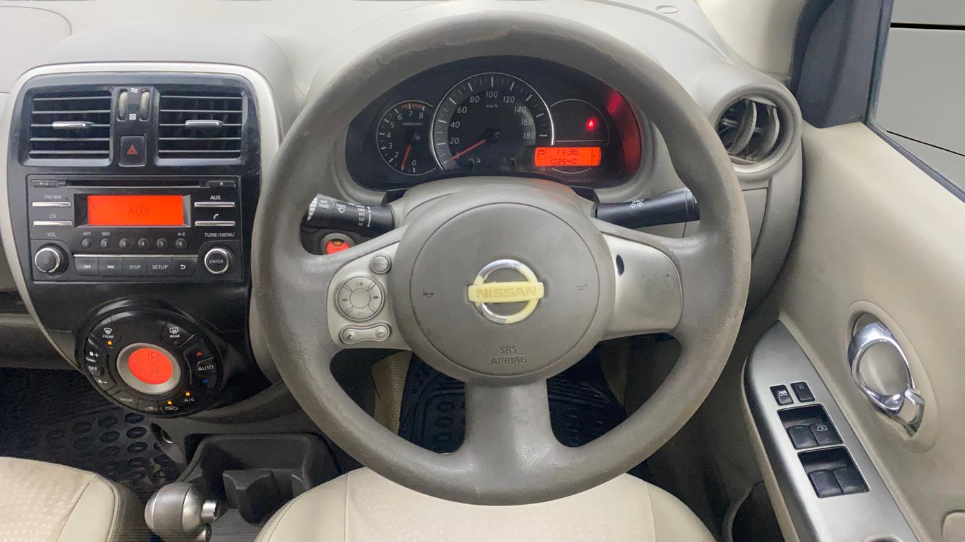 2014 Nissan Micra XV CVT, Petrol, Automatic, 1,02,607 km, Steering Wheel Close Up