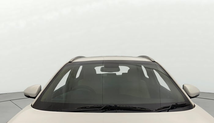 2017 Hyundai Tucson GLS 4WD AT DIESEL, Diesel, Automatic, 1,31,162 km, Front Windshield