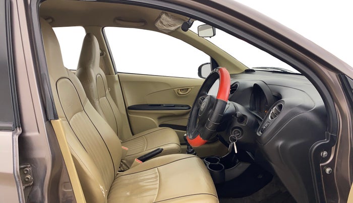 2016 Honda Brio S MT, CNG, Manual, 1,05,546 km, Right Side Front Door Cabin