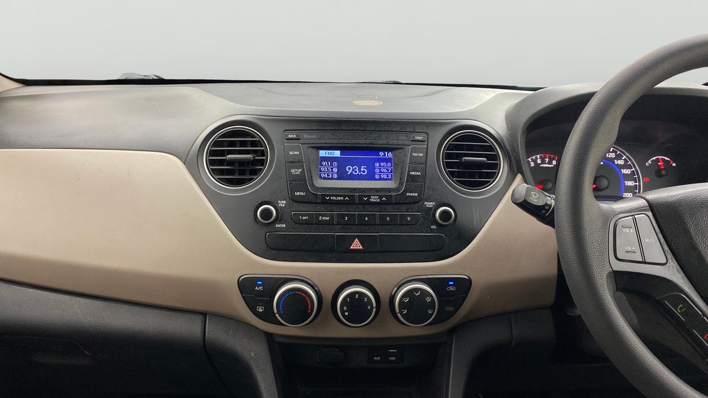 2016 Hyundai Grand i10 SPORTZ 1.2 KAPPA VTVT, CNG, Manual, 79,545 km, Air Conditioner