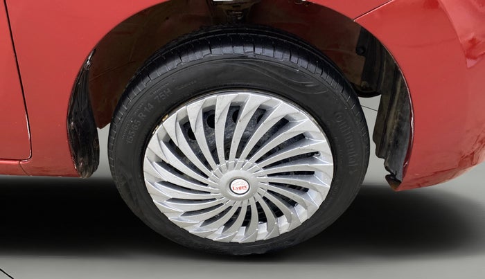 2013 Maruti Wagon R 1.0 VXI, Petrol, Manual, 65,788 km, Right Front Wheel