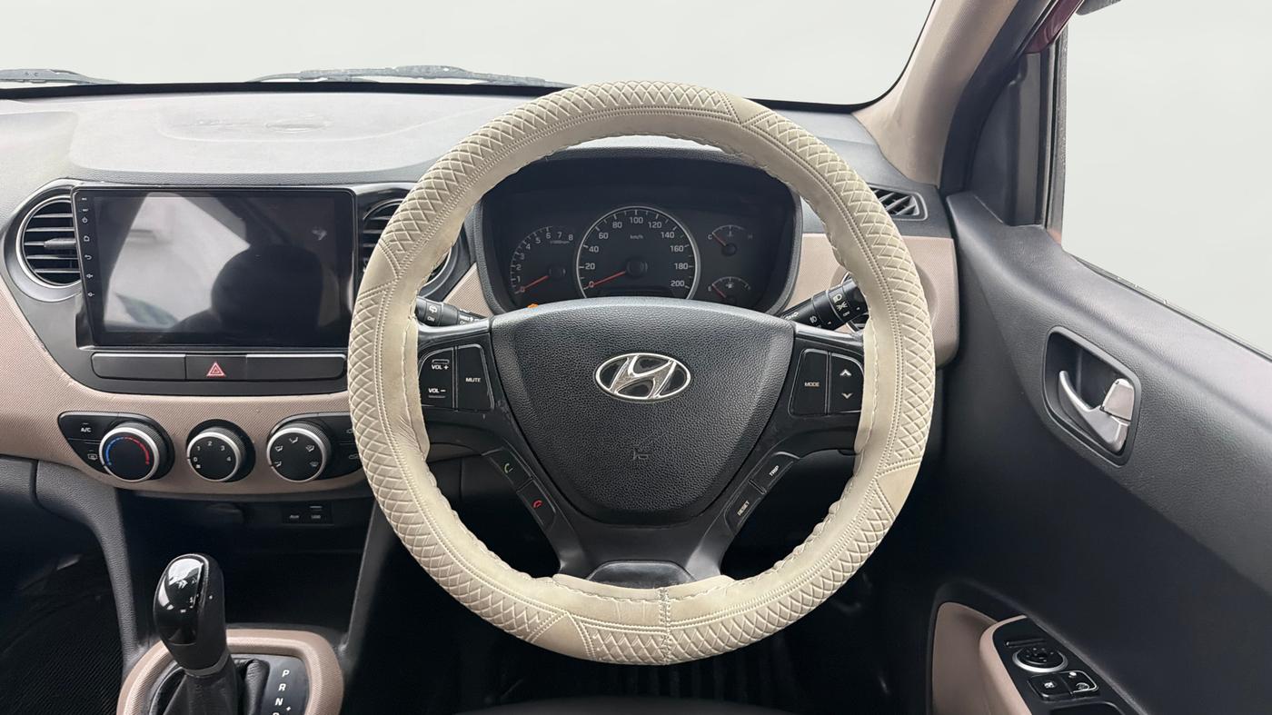 2016 Hyundai Grand i10 ASTA AT 1.2 KAPPA VTVT, Petrol, Automatic, 93,379 km, Steering Wheel Close Up