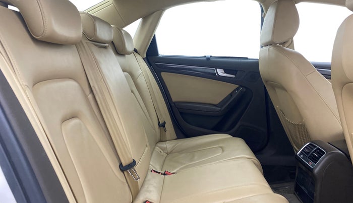 2015 Audi A4 35 TFSI PREMIUM, Petrol, Automatic, 77,610 km, Right Side Rear Door Cabin