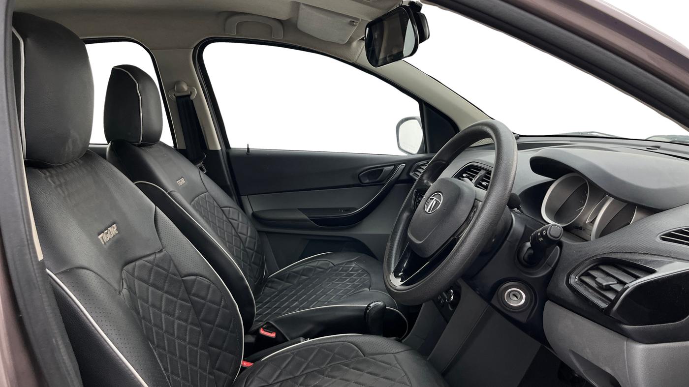 2017 Tata TIGOR XT PETROL, Petrol, Manual, 62,094 km, Right Side Front Door Cabin
