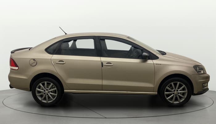 2016 Volkswagen Vento HIGHLINE PETROL AT, Petrol, Automatic, 59,116 km, Right Side View