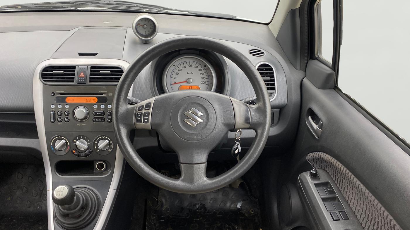 2014 Maruti Ritz ZXI, Petrol, Manual, 27,746 km, Steering Wheel Close Up