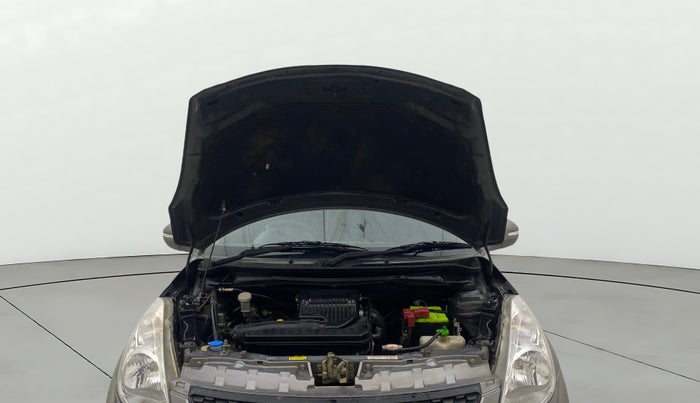 2013 Maruti Swift VXI, Petrol, Manual, 87,697 km, Open Bonet