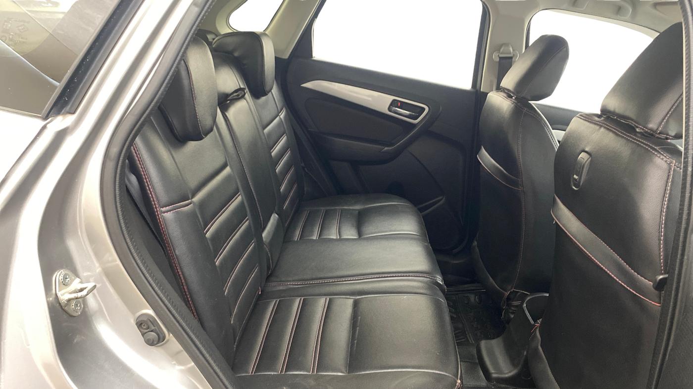 2021 Toyota URBAN CRUISER HIGH GRADE MT, Petrol, Manual, 1,00,845 km, Right Side Rear Door Cabin