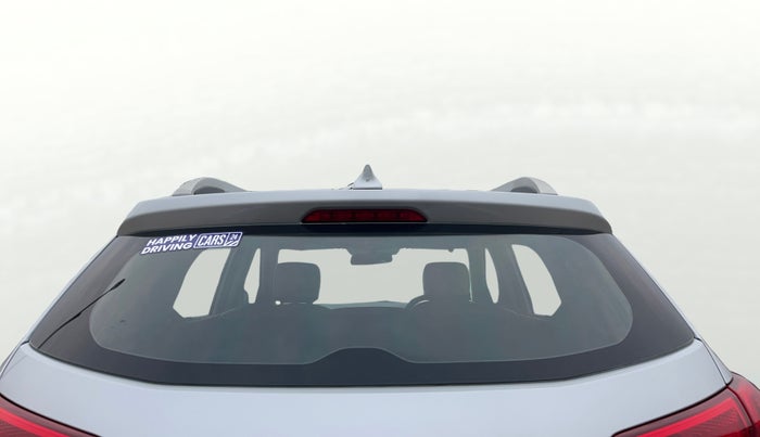 2018 Hyundai Creta E PLUS 1.6 PETROL, Petrol, Manual, 1,43,132 km, Rear Windshield