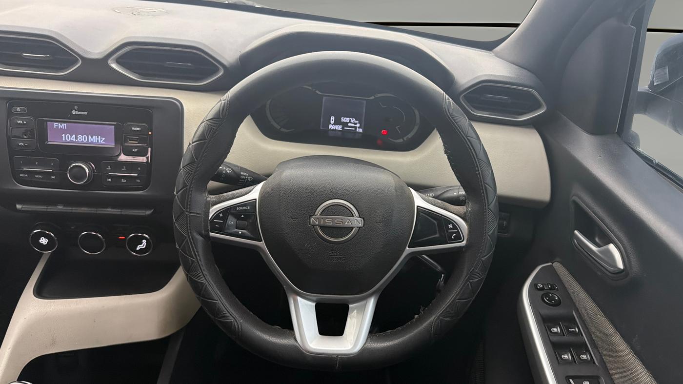 2021 Nissan MAGNITE XL, Petrol, Manual, 50,864 km, Steering Wheel Close Up