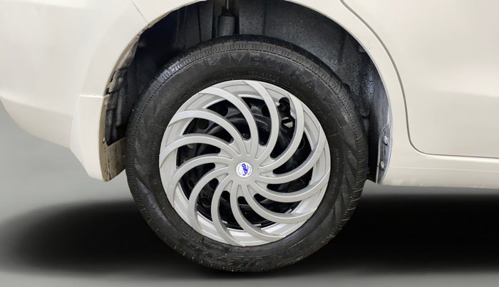 2015 Maruti Ertiga VXI, Petrol, Manual, 57,442 km, Right Rear Wheel