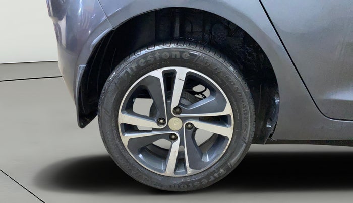 2020 Tata ALTROZ XZ PLUS PETROL, Petrol, Manual, 67,821 km, Right Rear Wheel