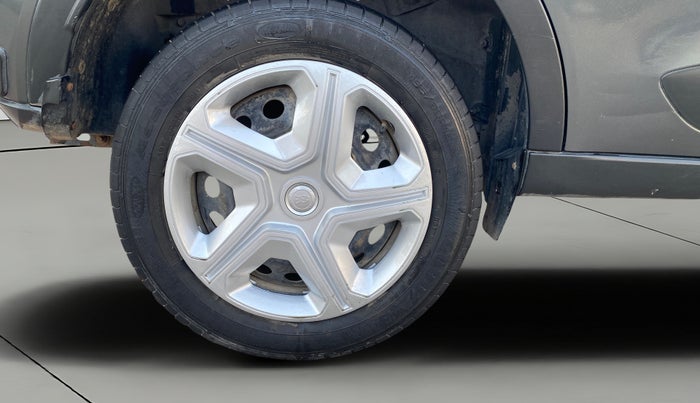 2022 Tata NEXON XMA SUNROOF PETROL, Petrol, Automatic, 90,073 km, Right Rear Wheel