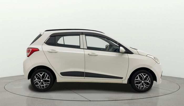 2015 Hyundai Grand i10 SPORTZ 1.1 CRDI, Diesel, Manual, 48,269 km, Right Side View