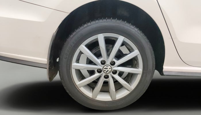 2019 Volkswagen Vento HIGHLINE PLUS 1.2 AT, Petrol, Automatic, 55,875 km, Right Rear Wheel