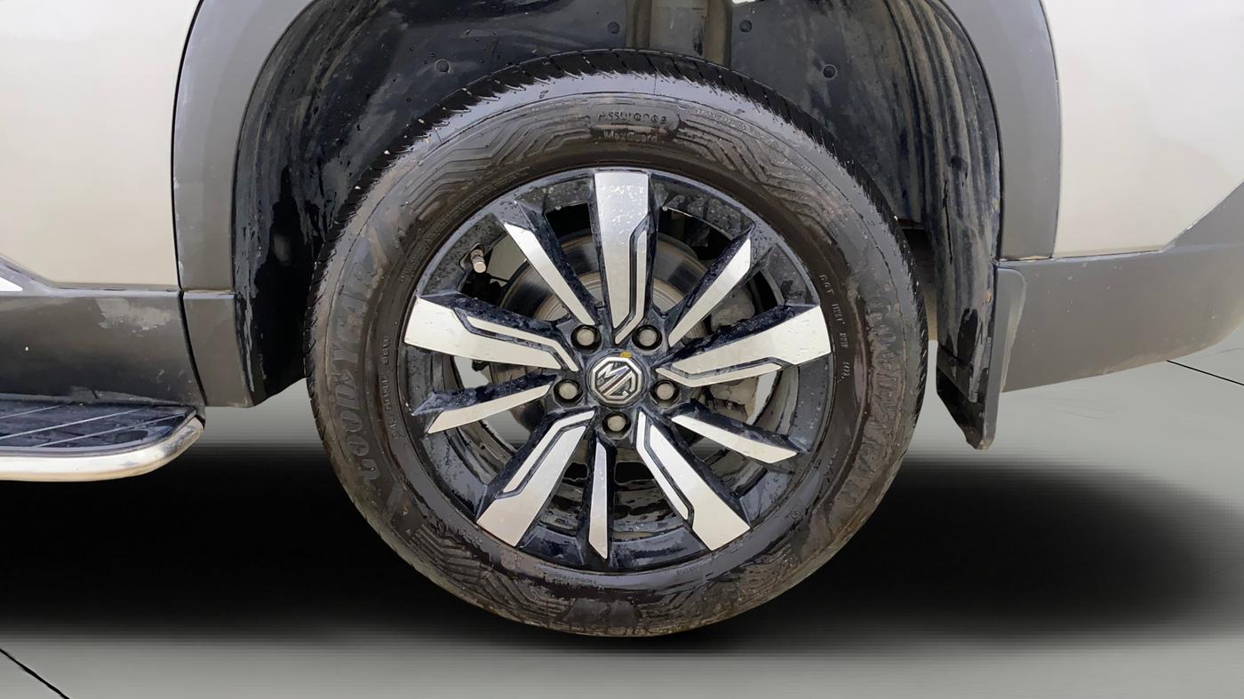2019 MG HECTOR SMART HYBRID 1.5 PETROL, Petrol, Manual, 50,898 km, Left Rear Wheel