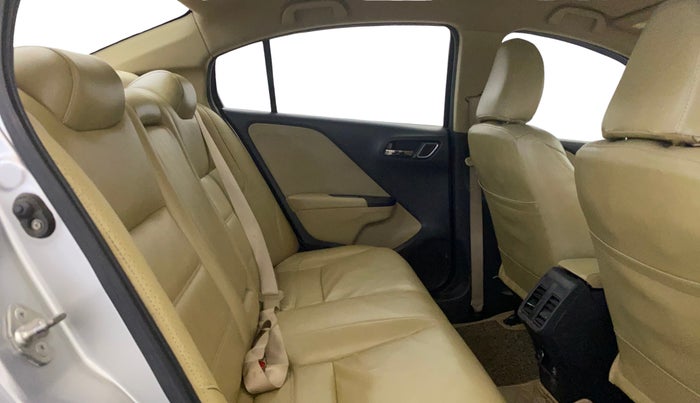 2018 Honda City 1.5L I-VTE V CVT, Petrol, Automatic, 44,467 km, Right Side Rear Door Cabin