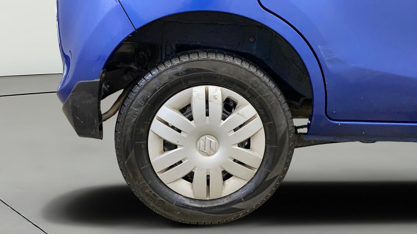 2015 Maruti Alto 800 LXI, Petrol, Manual, 6,945 km, Right Rear Wheel