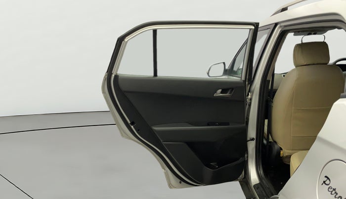 2017 Hyundai Creta  SX 1.6 Petrol , Petrol, Manual, 1,25,862 km, LHS Rear Door