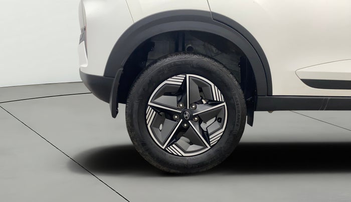 2024 Tata NEXON CREATIVE PLUS 1.2 REVOTRON 7 DCA DT, Petrol, Automatic, 10,480 km, Right Rear Wheel