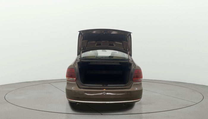 2016 Volkswagen Vento HIGHLINE PETROL AT, Petrol, Automatic, 1,21,926 km, Boot Door Open