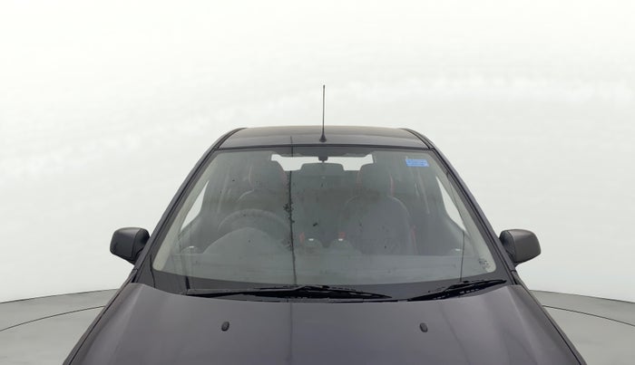 2012 Ford Figo TITANIUM 1.4 DIESEL, Diesel, Manual, 76,063 km, Front Windshield