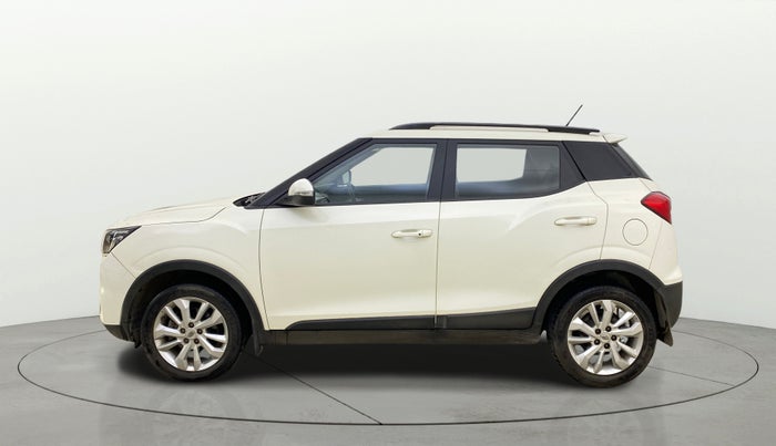 2020 Mahindra XUV300 W8 1.5 DIESEL, Diesel, Manual, 17,802 km, Left Side