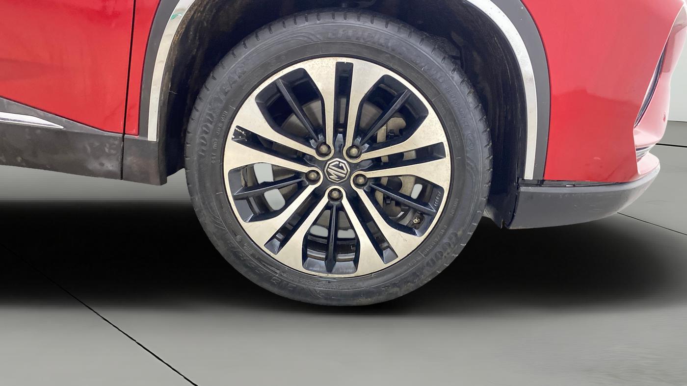 2021 MG HECTOR PLUS SHARP 1.5 PETROL TURBO DCT 6-STR, Petrol, Automatic, 53,359 km, Right Front Wheel
