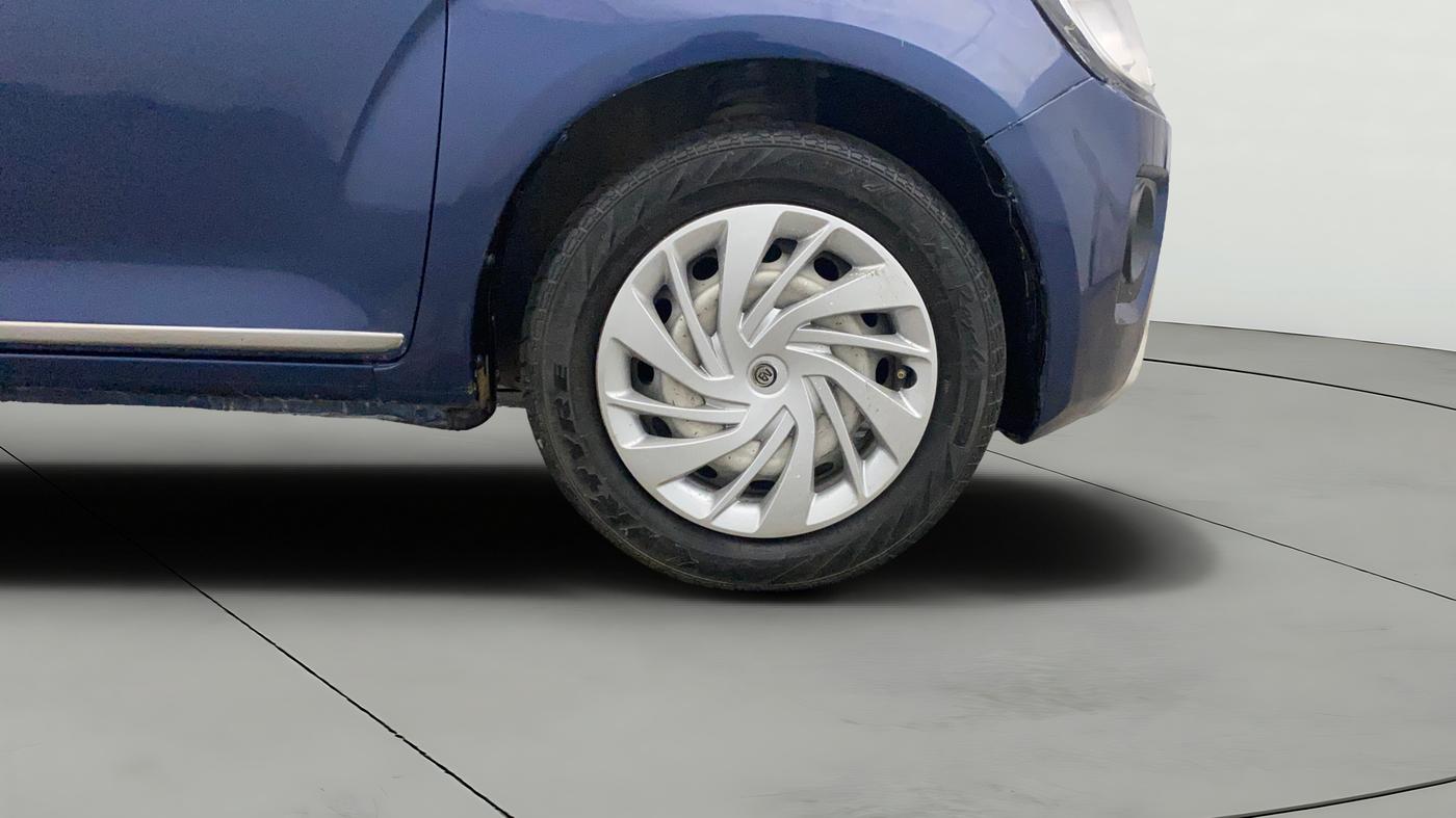 2021 Maruti IGNIS SIGMA 1.2, Petrol, Manual, 1,06,783 km, Right Front Wheel
