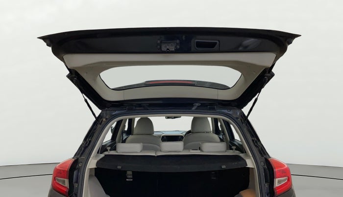 2020 Mahindra XUV300 W8 (O) 1.2 PETROL, Petrol, Manual, 44,951 km, Boot Door Open