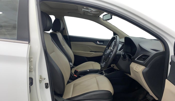 2019 Hyundai Verna 1.6 VTVT SX (O) AT, Petrol, Automatic, 79,119 km, Right Side Front Door Cabin