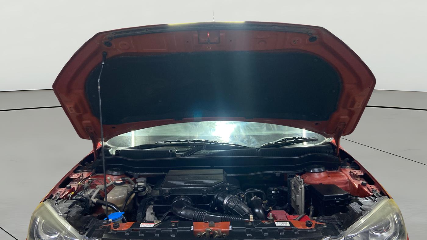 2019 Maruti Vitara Brezza ZDI PLUS, Diesel, Manual, 1,22,521 km, Open Bonet