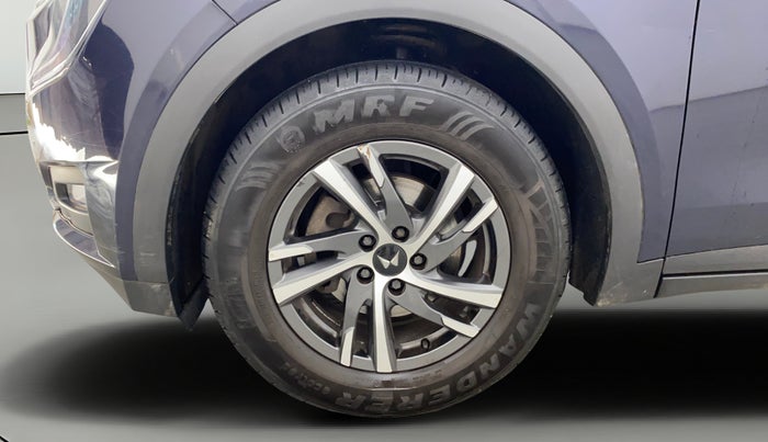 2024 Mahindra XUV700 AX 5 P AT 5 STR, Petrol, Automatic, 49,602 km, Left Front Wheel