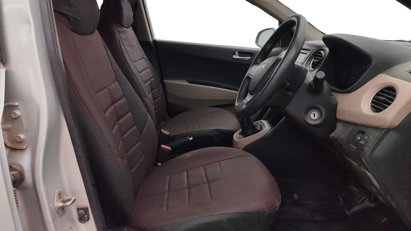 2014 Hyundai Xcent S 1.2, CNG, Manual, 88,393 km, Right Side Front Door Cabin