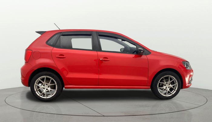 2018 Volkswagen Polo HIGHLINE PLUS 1.5 16 ALLOY, Diesel, Manual, 1,46,052 km, Right Side View