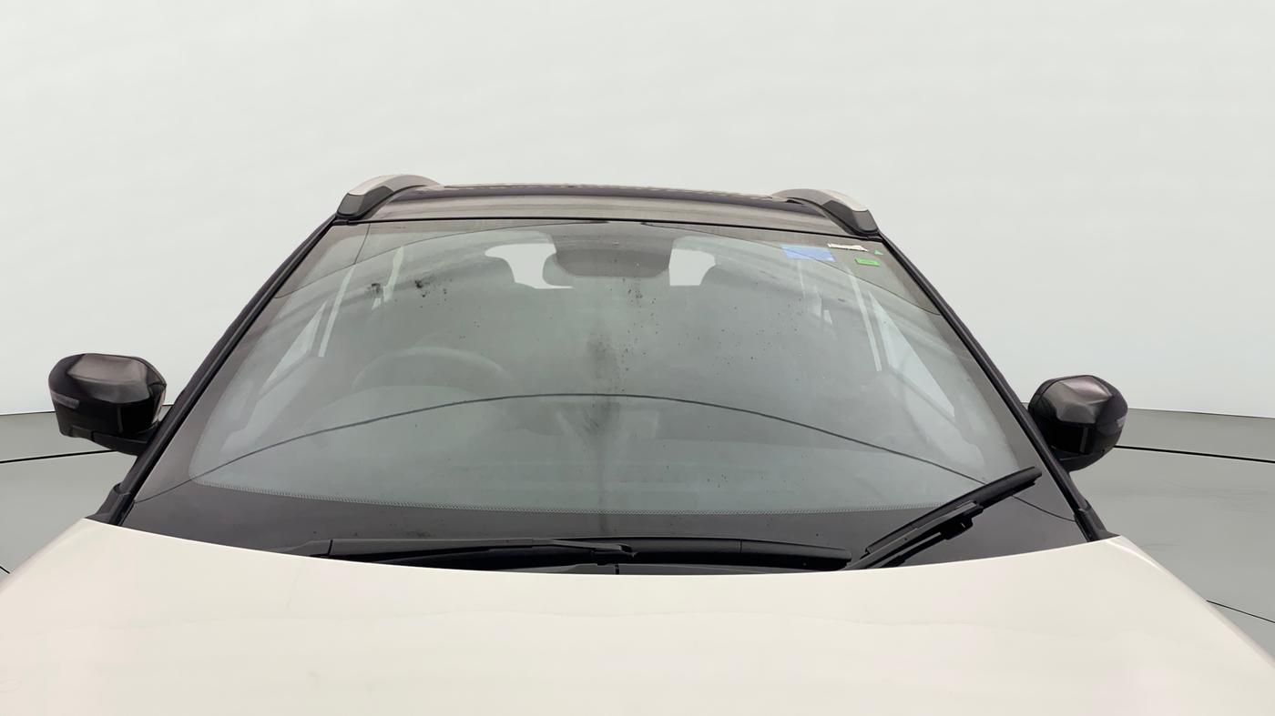 2023 Tata NEXON FEARLESS + SUNROOF DUAL TONE 1.2 PETROL, Petrol, Manual, 271 km, Front Windshield