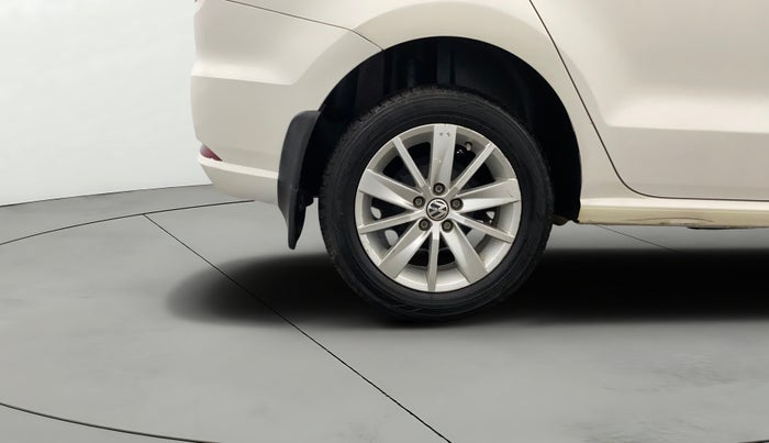 2017 Volkswagen Ameo HIGHLINE1.5L, Diesel, Manual, 33,742 km, Right Rear Wheel