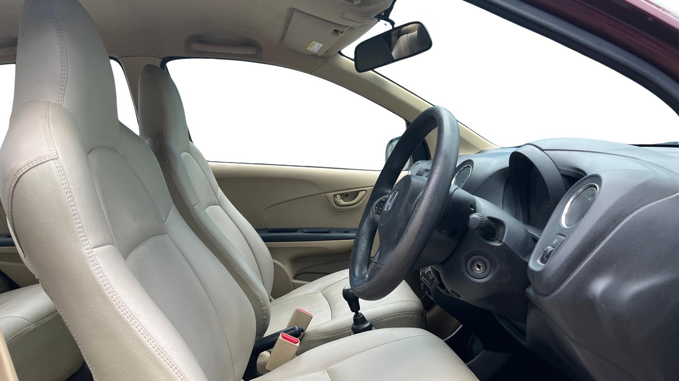 2014 Honda Amaze 1.2L I-VTEC SX, Petrol, Manual, 1,13,432 km, Right Side Front Door Cabin