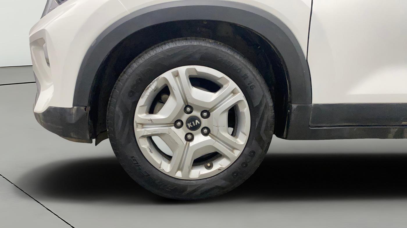 2020 KIA SONET HTK PLUS 1.2, Petrol, Manual, 1,22,315 km, Left Front Wheel