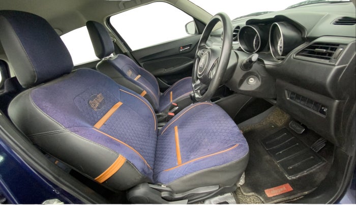 2019 Maruti Swift VXI AMT, Petrol, Automatic, 1,02,517 km, Right Side Front Door Cabin