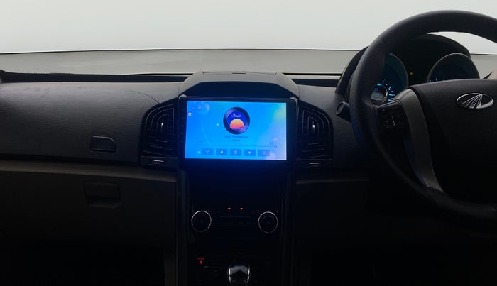 2017 Mahindra XUV500 W6 AT, Diesel, Automatic, 1,28,835 km, Air Conditioner