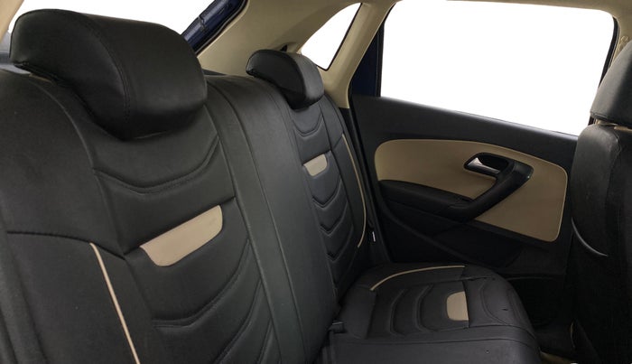 2015 Volkswagen Polo HIGHLINE1.2L, Petrol, Manual, 53,391 km, Right Side Rear Door Cabin