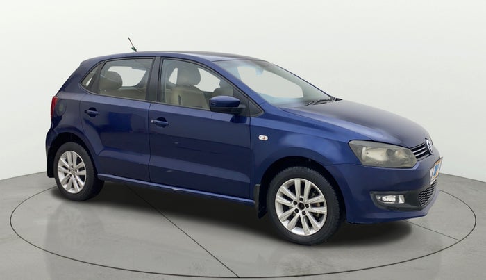 2014 Volkswagen Polo HIGHLINE1.2L, Petrol, Manual, 1,18,375 km, Right Front Diagonal