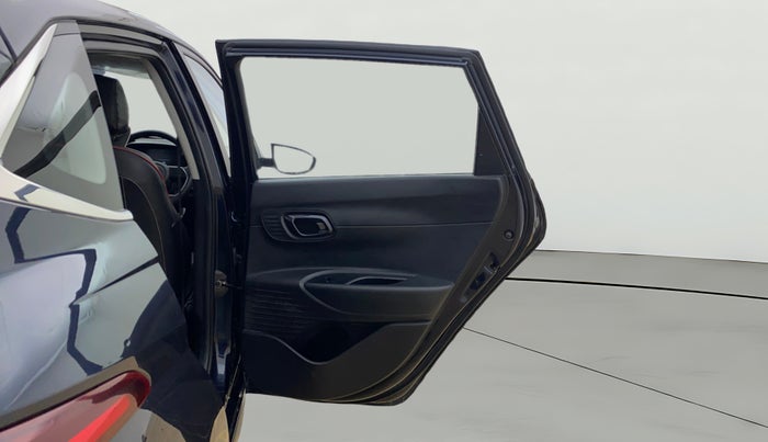 2021 Hyundai NEW I20 SPORTZ 1.2 MT, Petrol, Manual, 13,513 km, RHS Rear Door