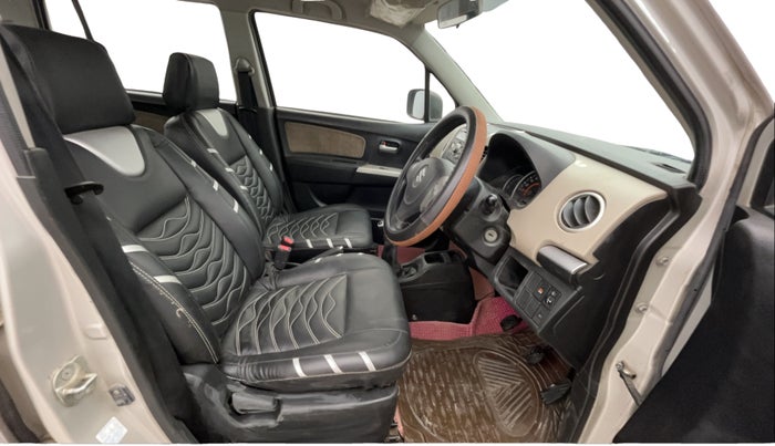2015 Maruti Wagon R 1.0 VXI, Petrol, Manual, 54,011 km, Right Side Front Door Cabin