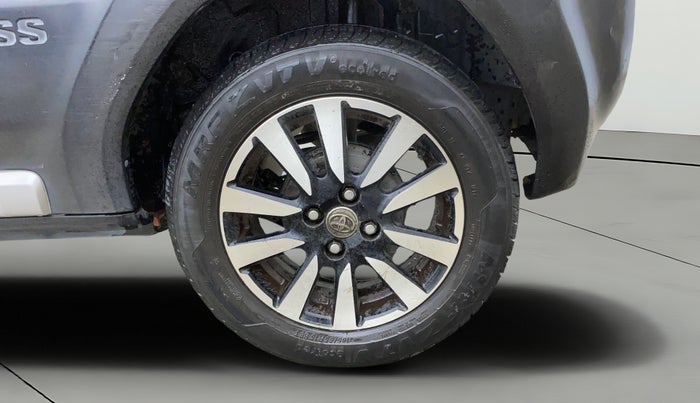 2014 Toyota Etios CROSS 1.2 G, Petrol, Manual, 86,449 km, Left Rear Wheel