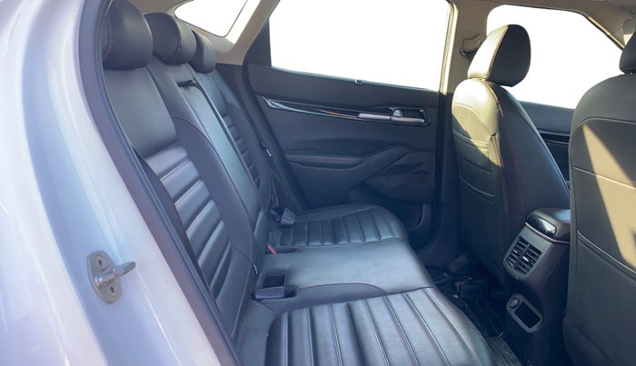 2019 KIA SELTOS GTX 1.4 PETROL, Petrol, Manual, 35,884 km, Right Side Rear Door Cabin